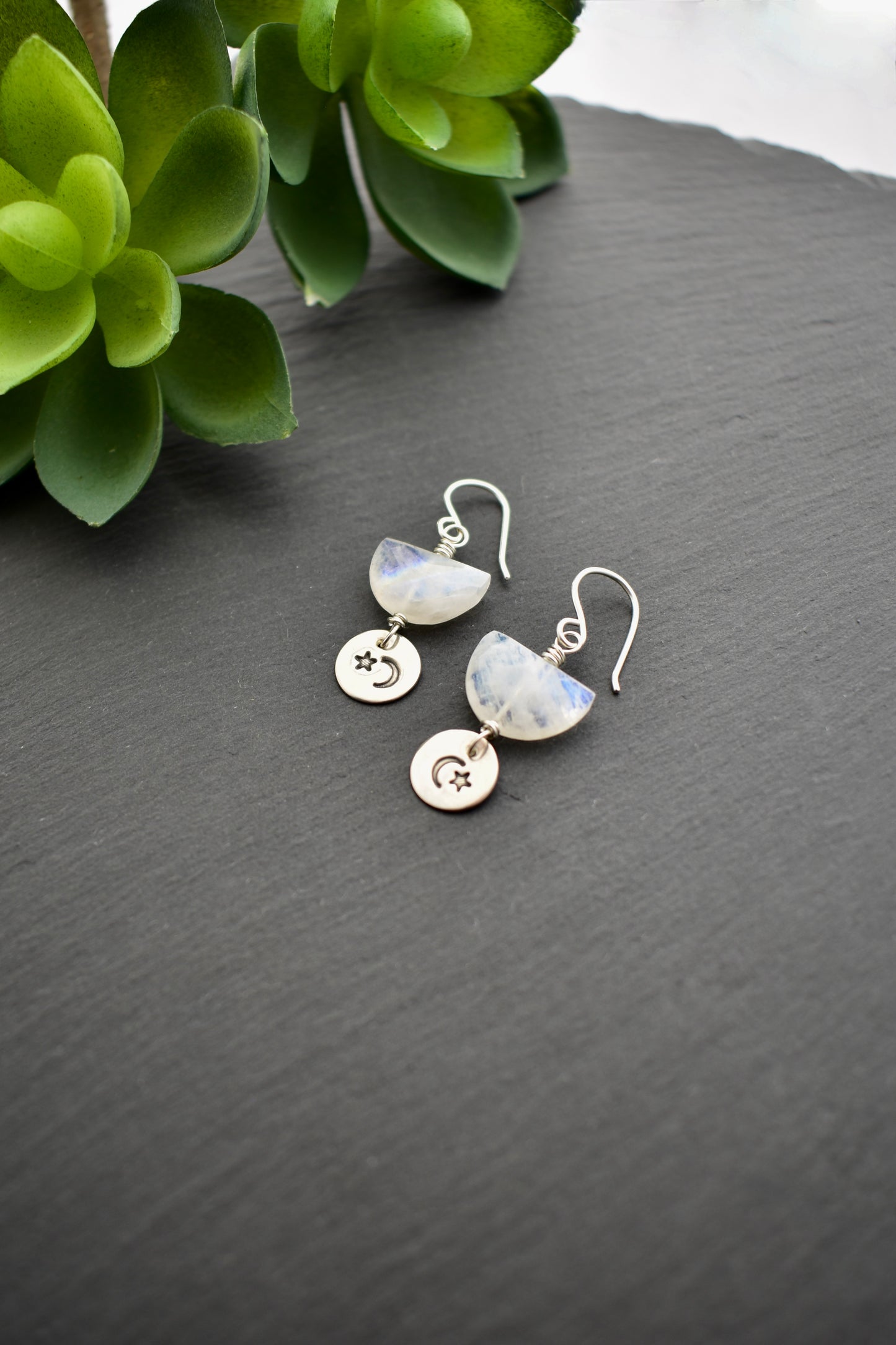 Silver Elements: Moonstone Earrings