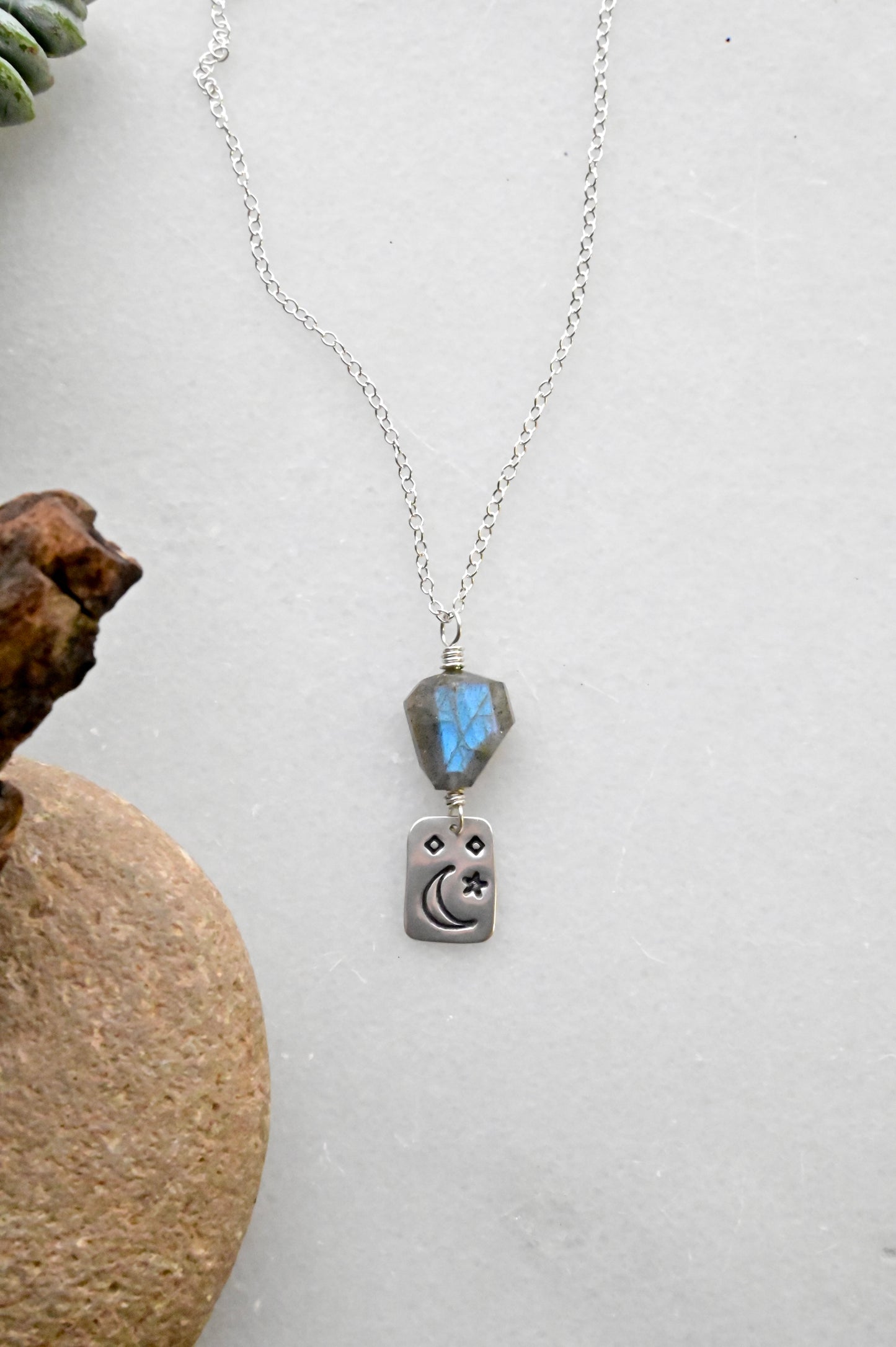 Silver Elements: Labradorite Necklace